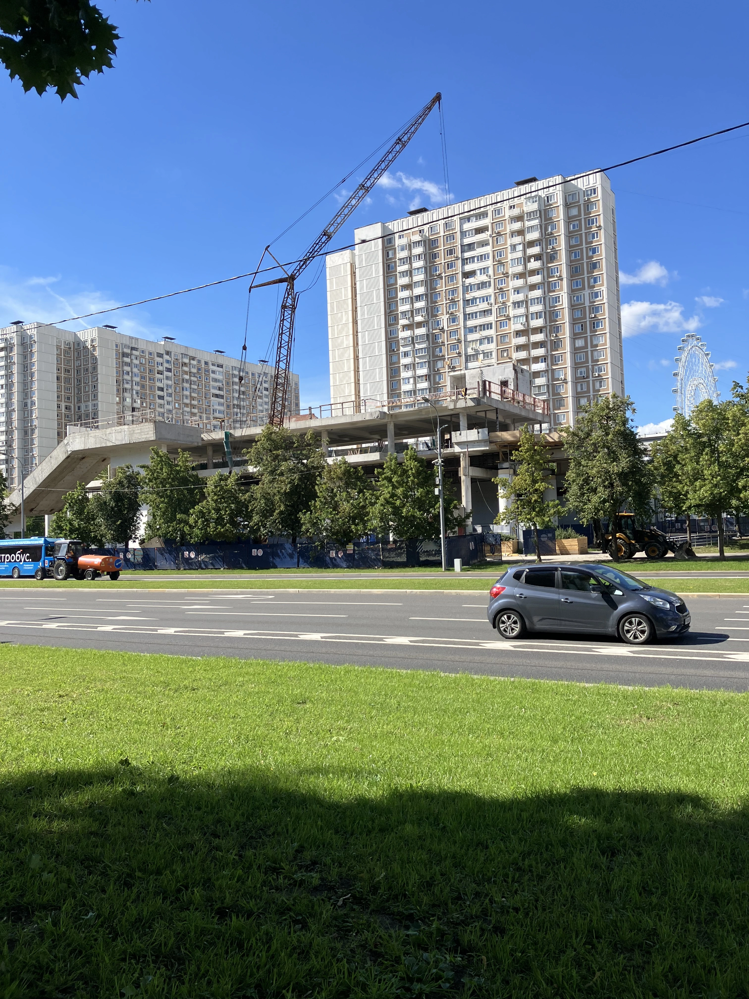 Строительство парка на высоте вместо монорельса